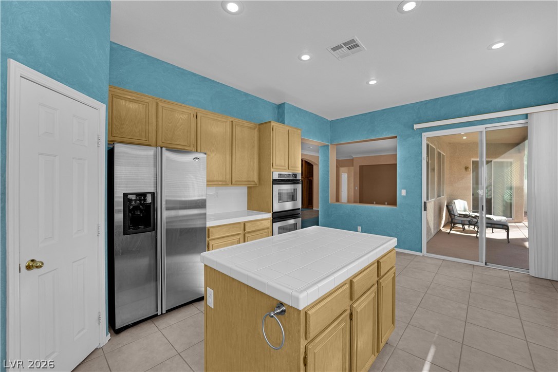 745 Diamond Bend Avenue