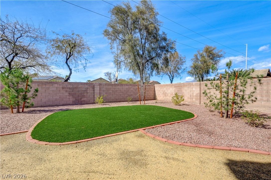 6009 Casa Antiqua Street