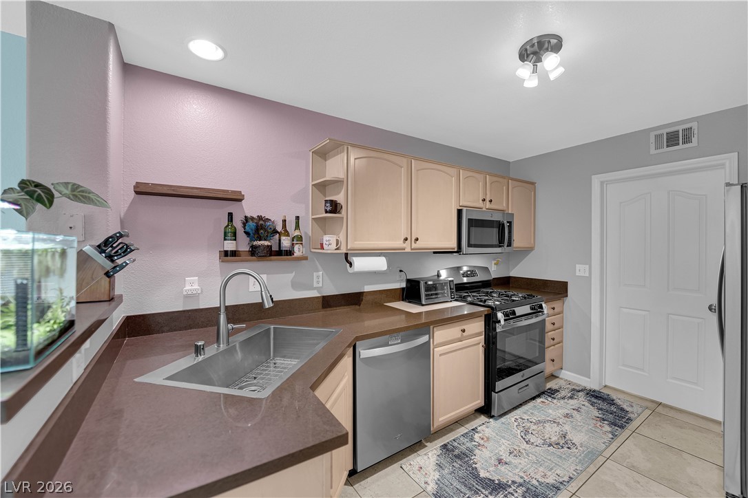 511 Crumpler Place