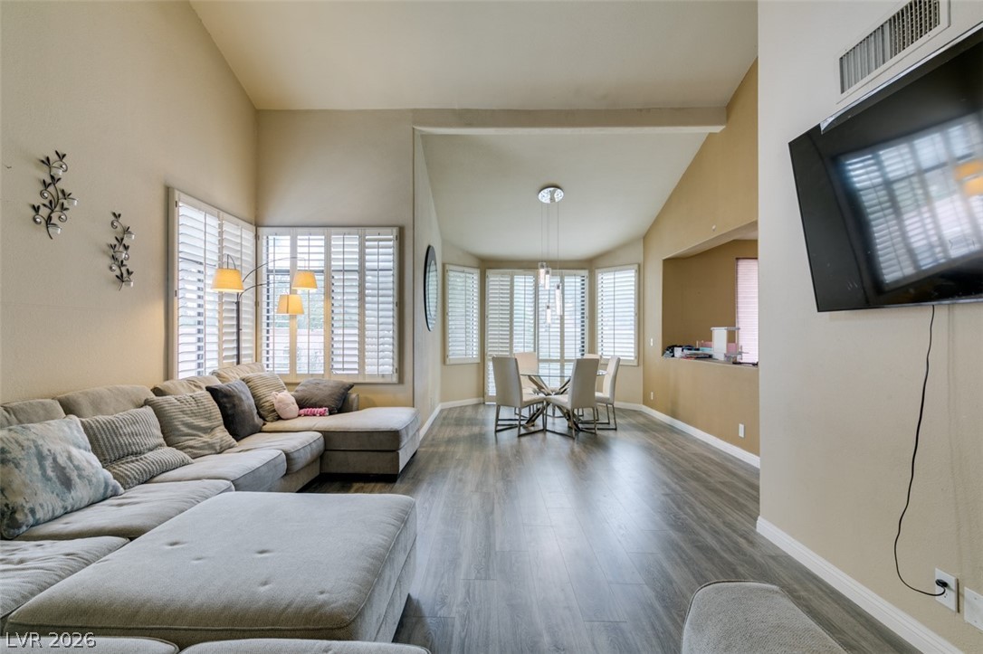 3202 Brookfield Drive