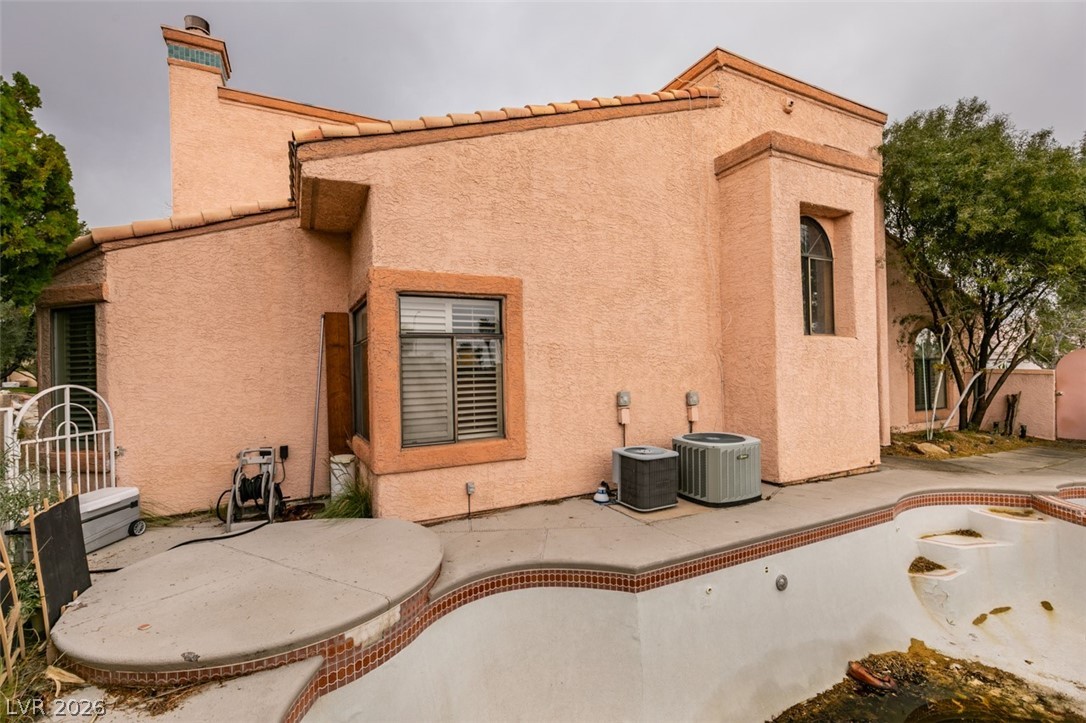 3202 Brookfield Drive