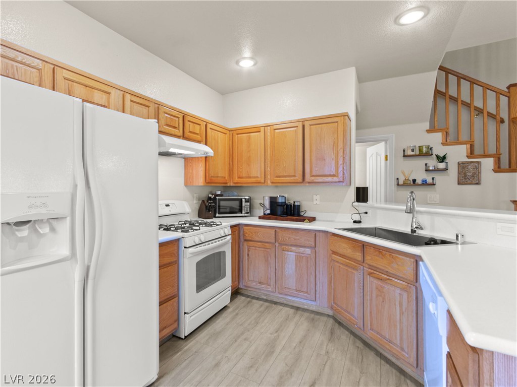 10048 Aspen Rose Street 102