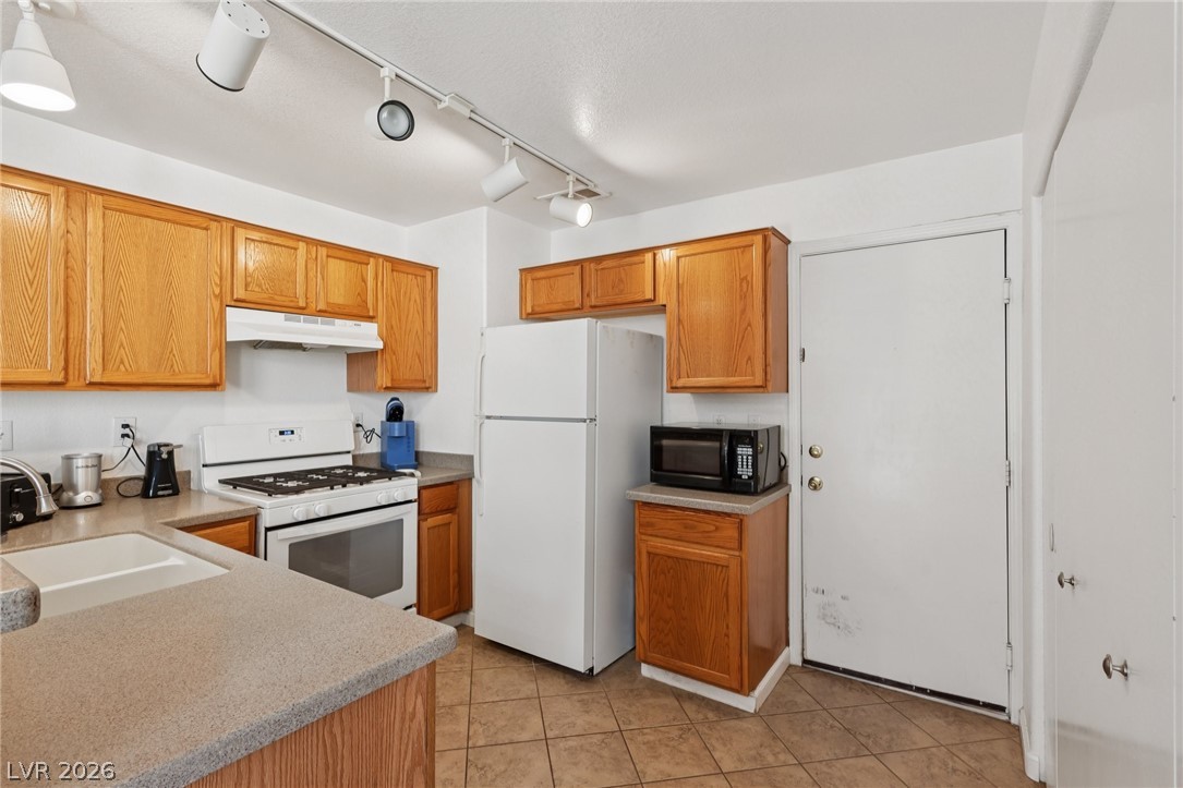 2412 Attributes Court