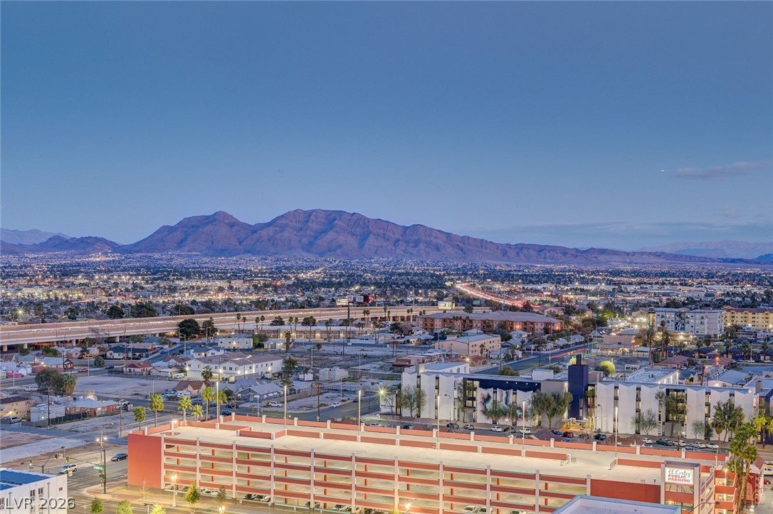 150 Las Vegas Boulevard 1716