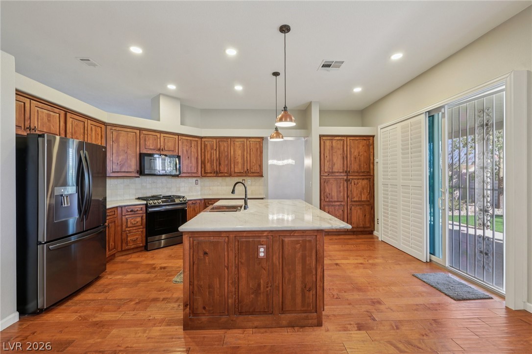 6052 Star Decker Road