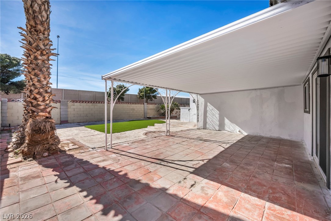 3527 Ruth Drive