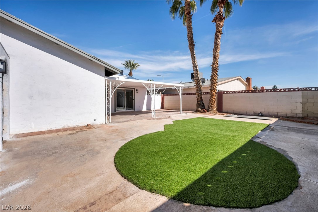 3527 Ruth Drive