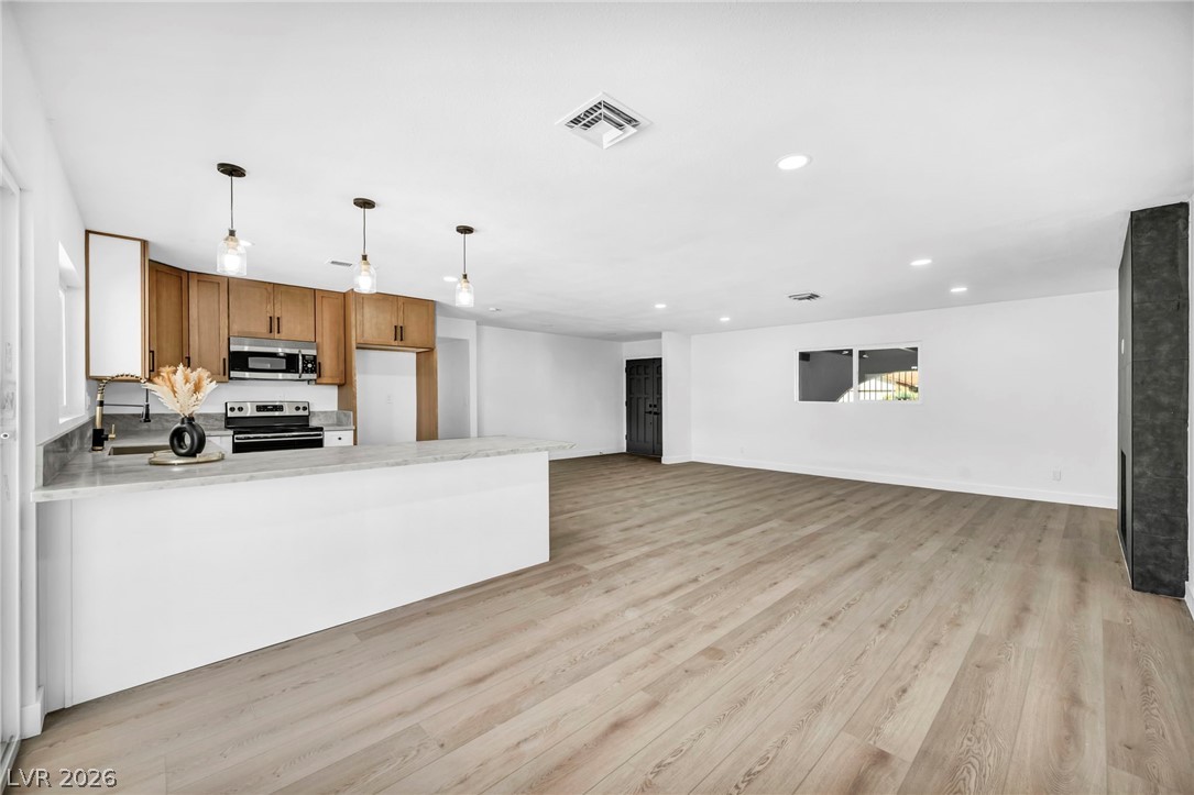3527 Ruth Drive