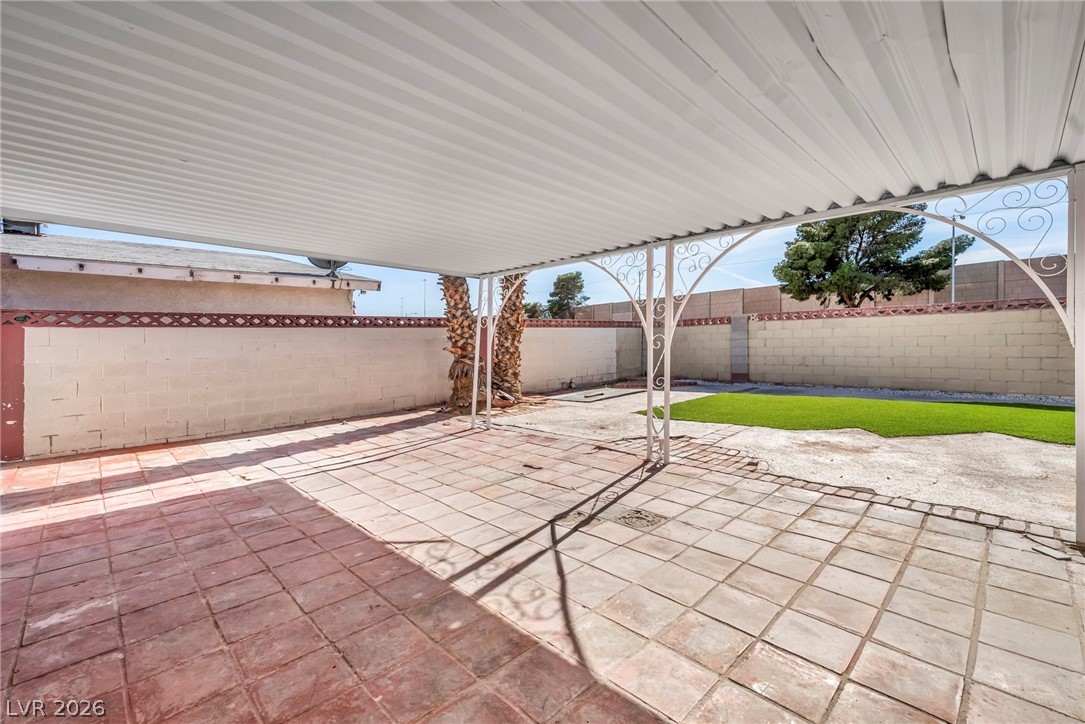 3527 Ruth Drive