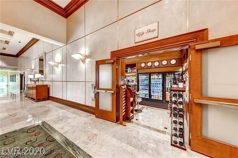 135 East Harmon Avenue 1703