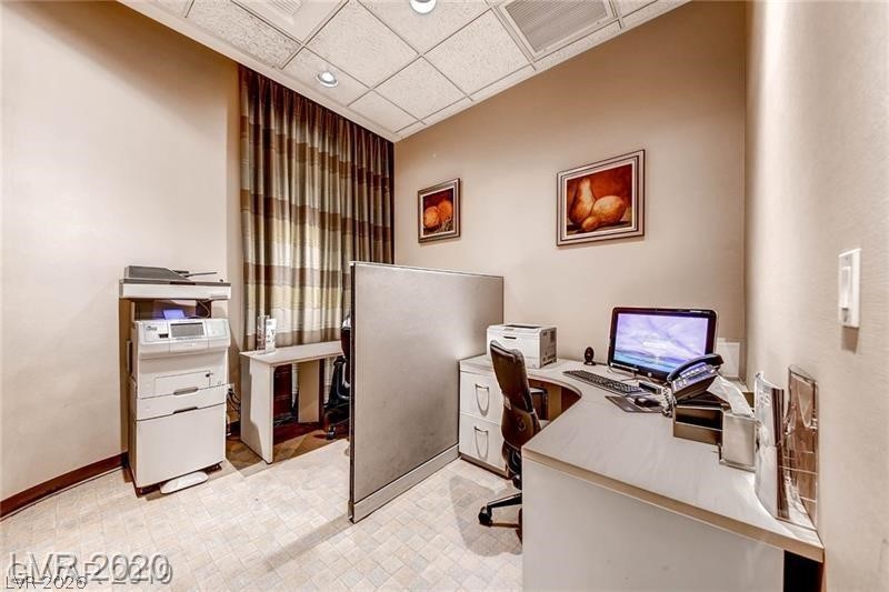 135 East Harmon Avenue 1703