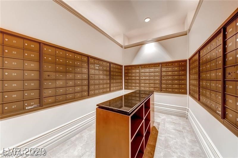 135 East Harmon Avenue 1703