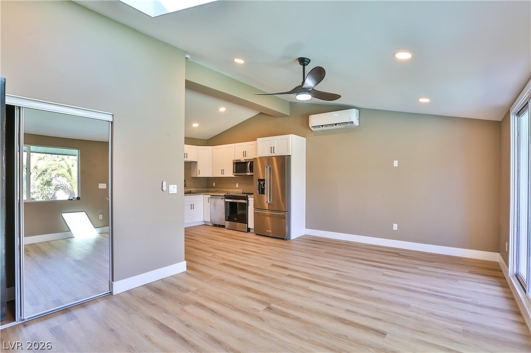 547 Ellen Way