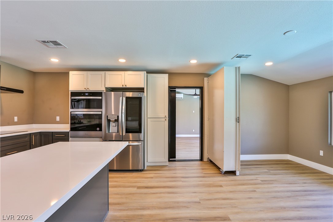 547 Ellen Way