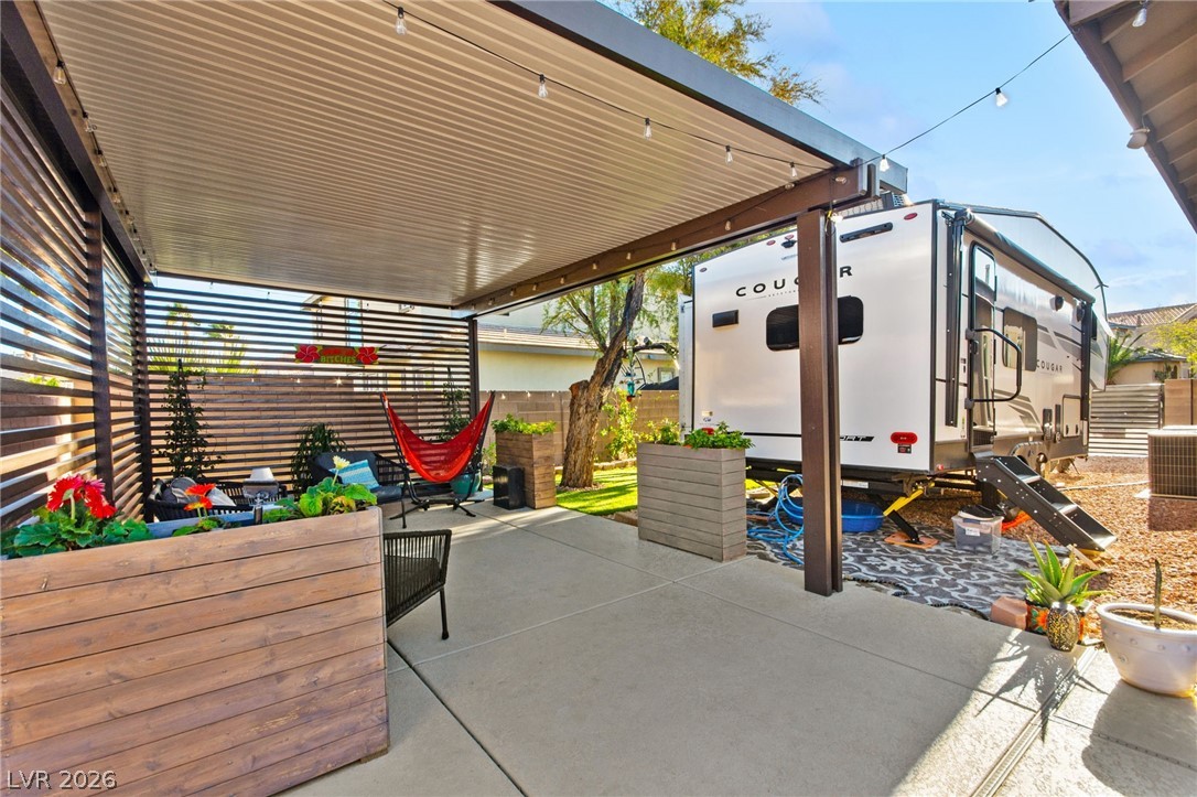 8066 Villa Del Viento Drive