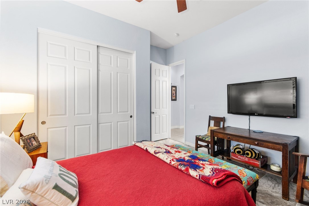 8066 Villa Del Viento Drive