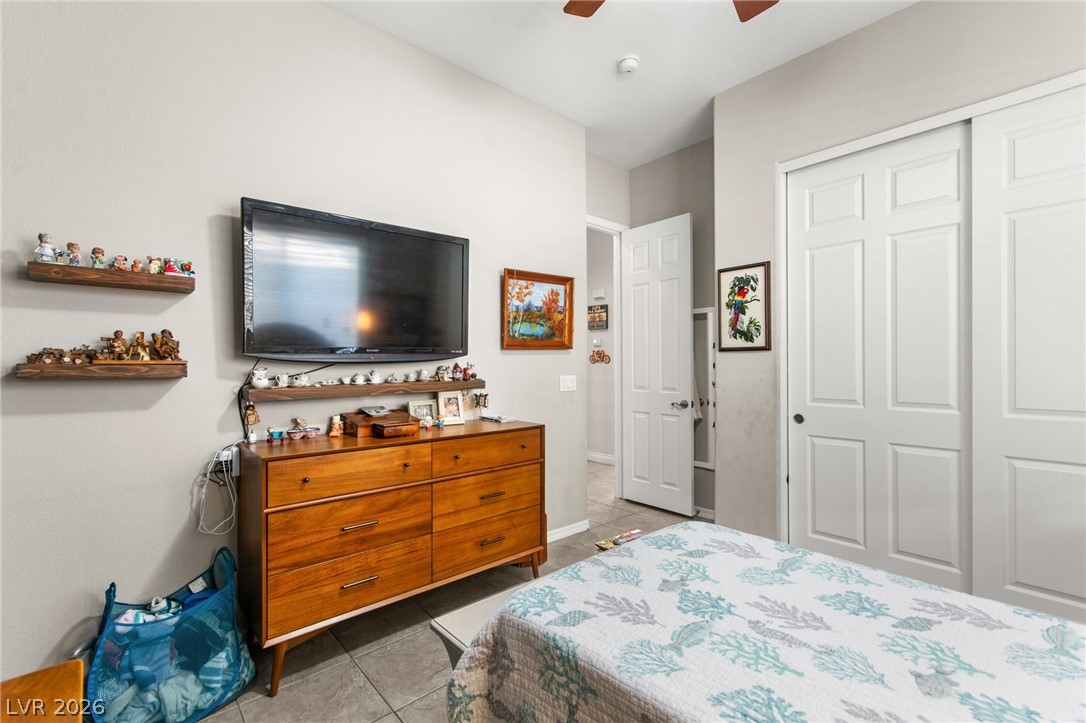 8066 Villa Del Viento Drive