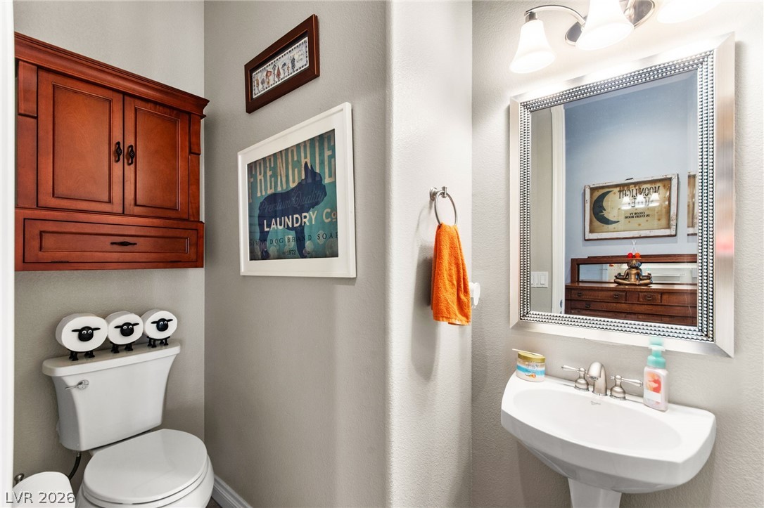 8066 Villa Del Viento Drive