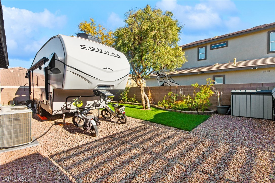 8066 Villa Del Viento Drive