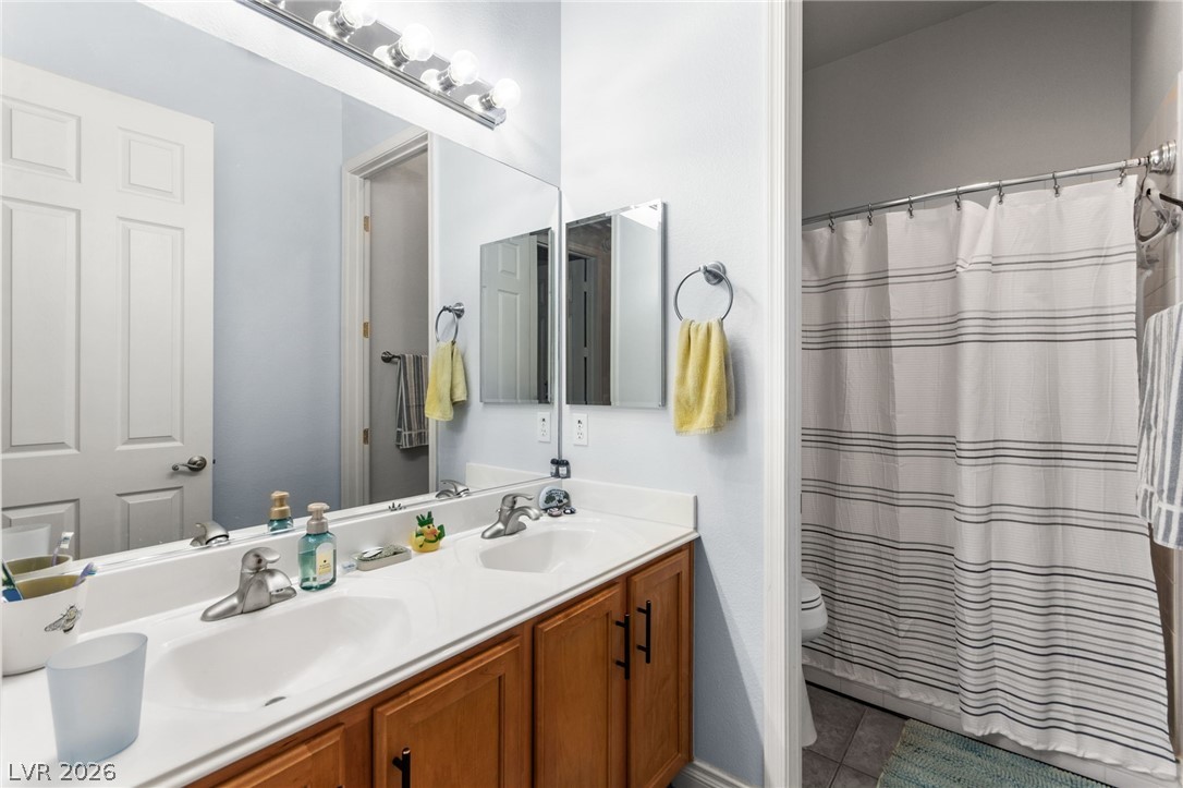 8066 Villa Del Viento Drive