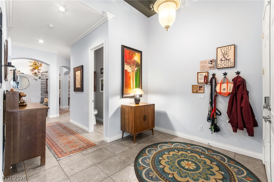 8066 Villa Del Viento Drive