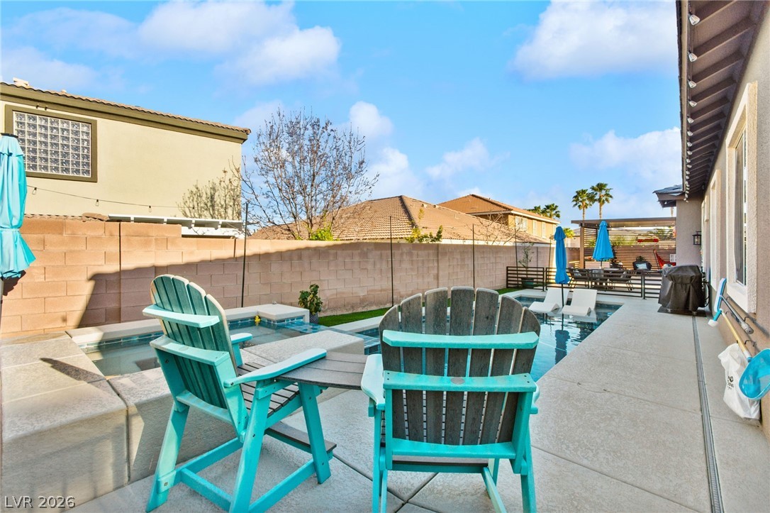 8066 Villa Del Viento Drive