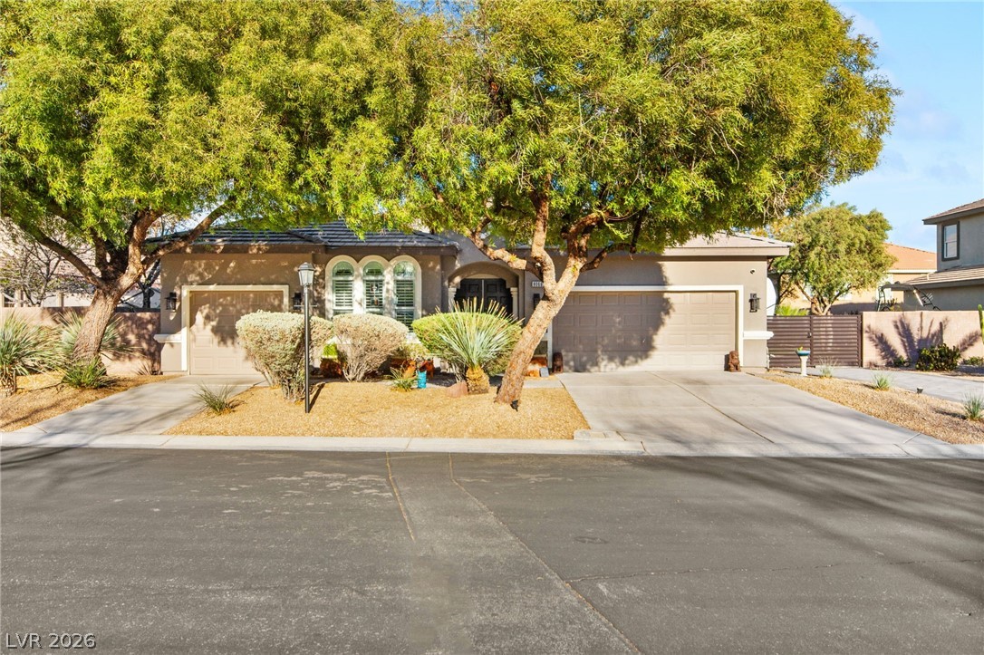 8066 Villa Del Viento Drive