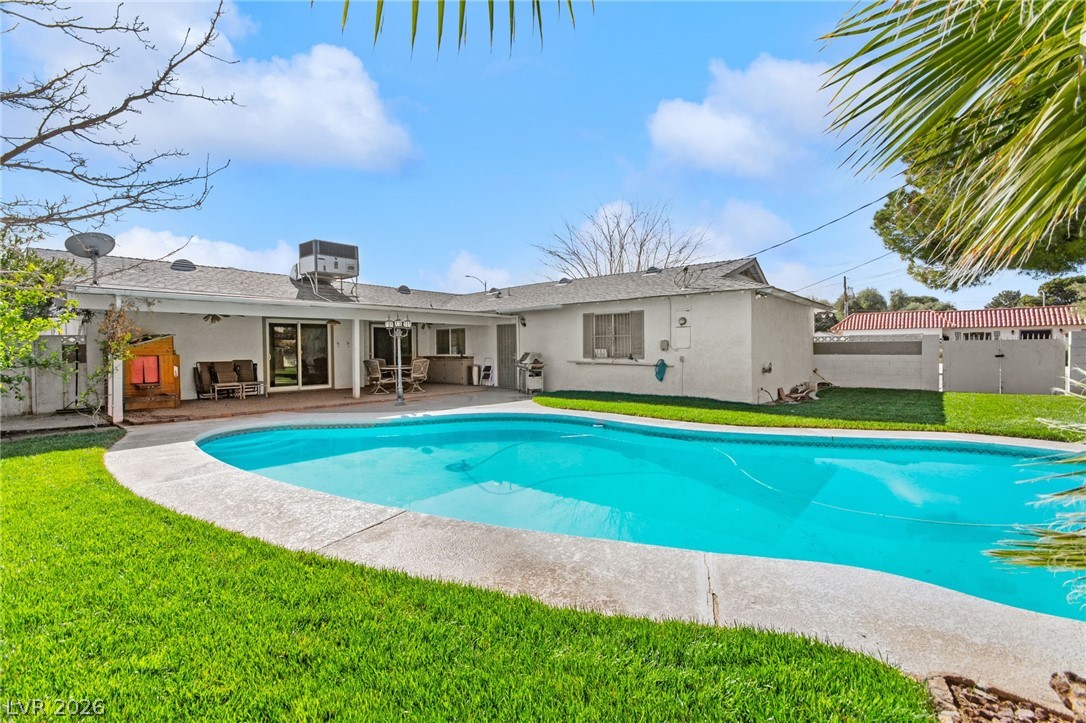 3456 Cherokee Avenue