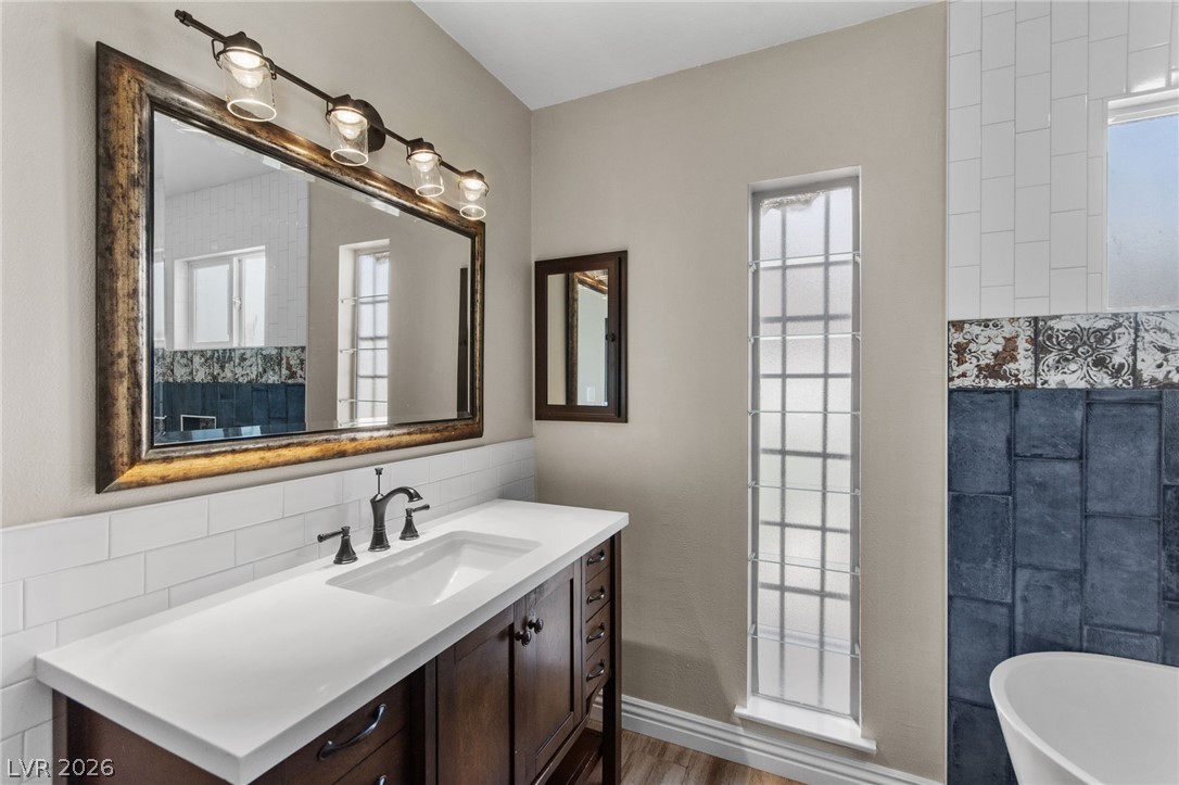 3456 Cherokee Avenue