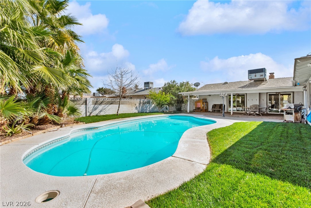 3456 Cherokee Avenue