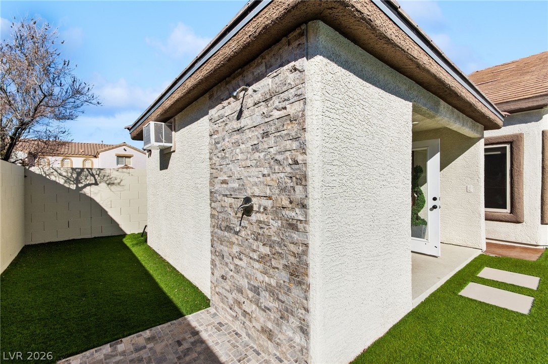 521 Kanani Court