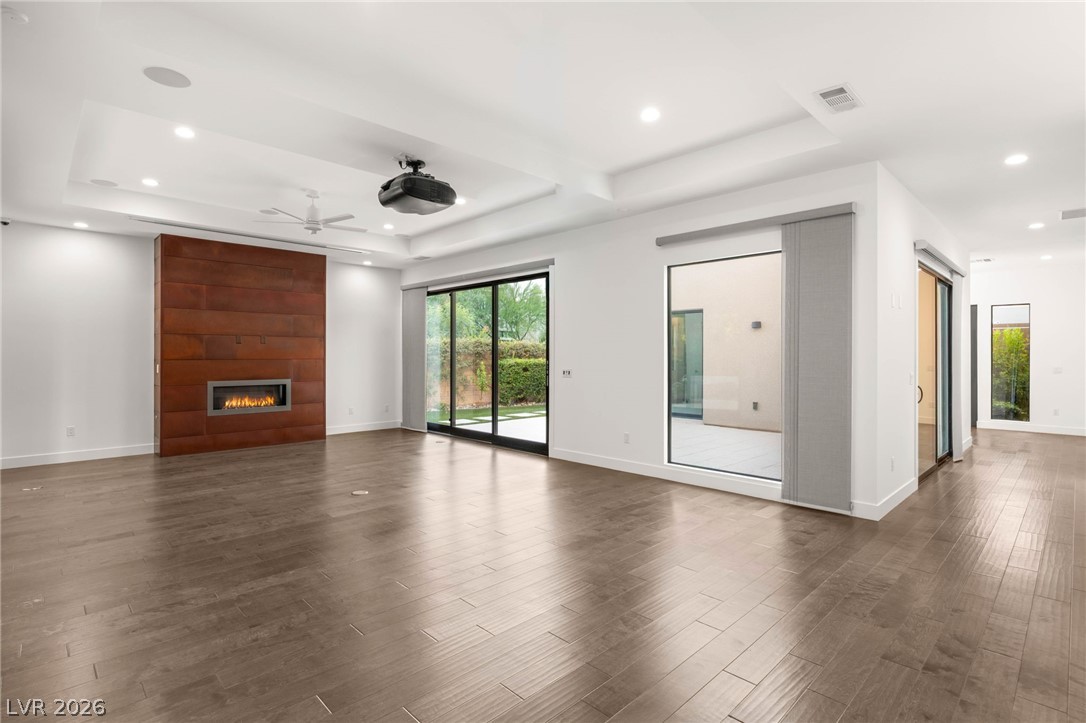 15 Gemstar Lane