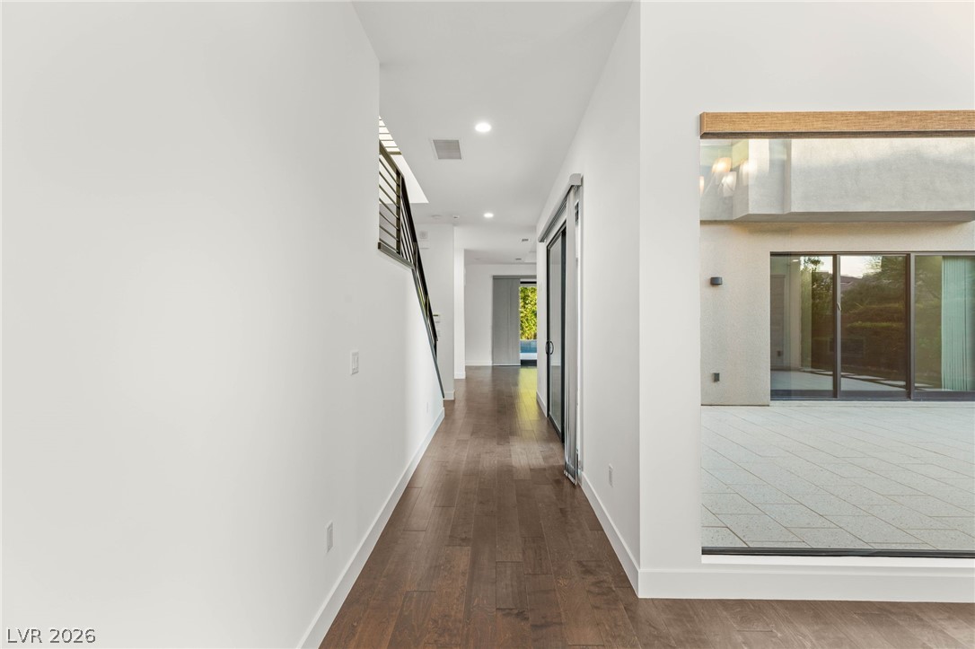 15 Gemstar Lane