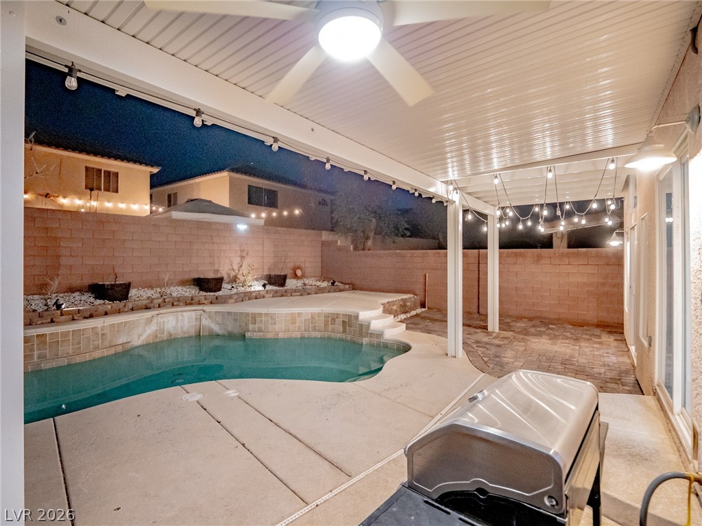 7535 Jacaranda Leaf Street