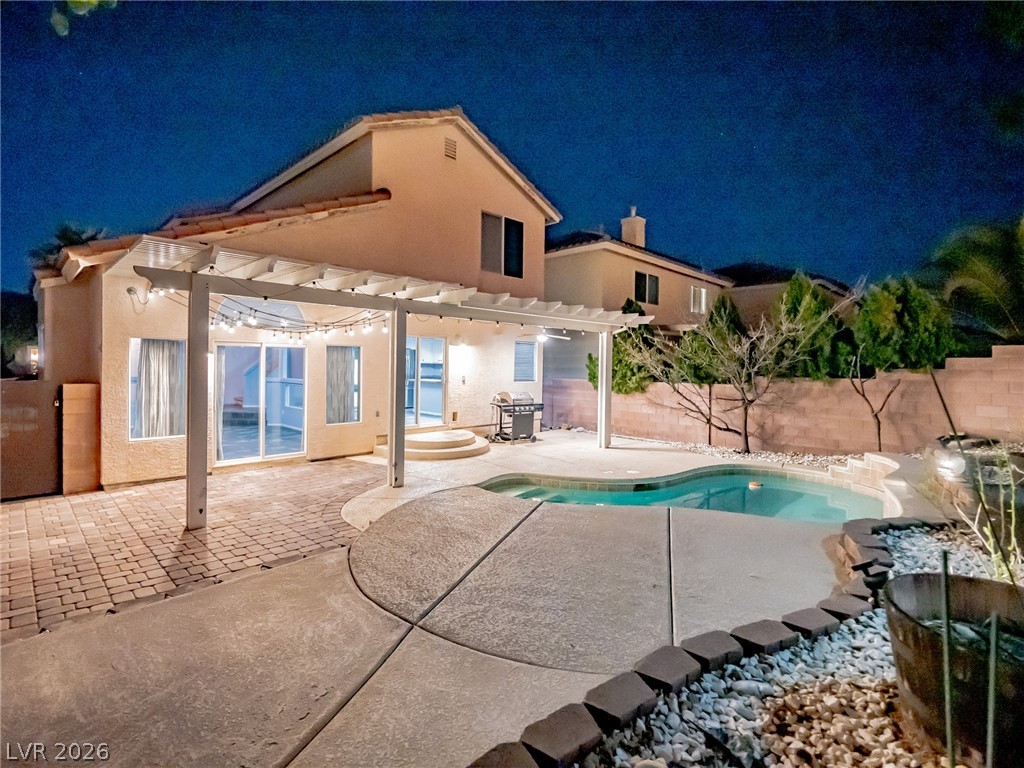 7535 Jacaranda Leaf Street