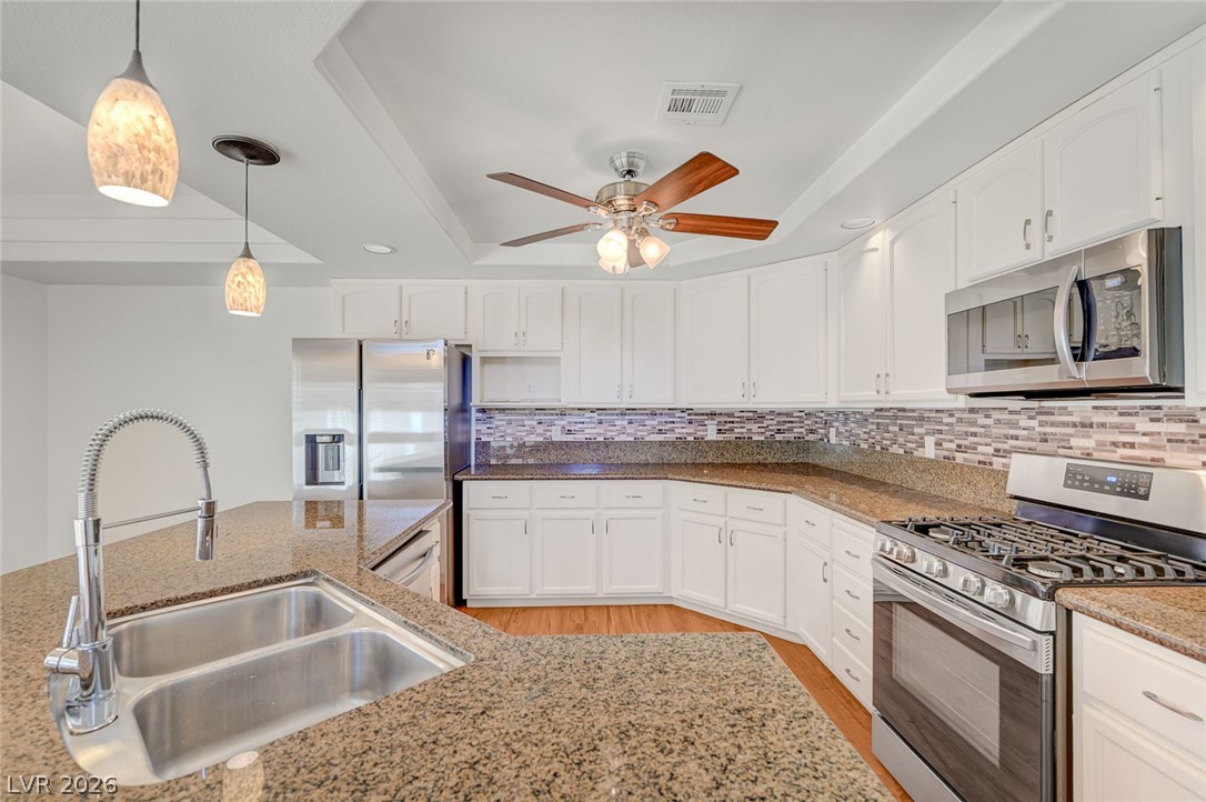 2731 Legend Hollow Court