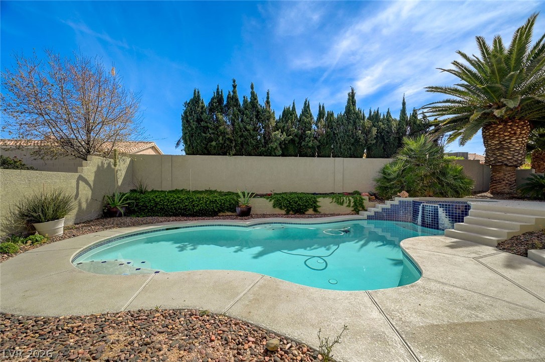 2731 Legend Hollow Court