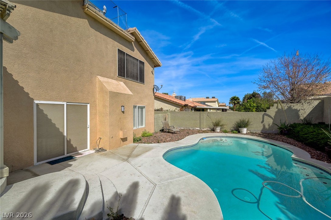 2731 Legend Hollow Court