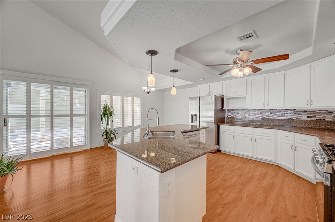 2731 Legend Hollow Court
