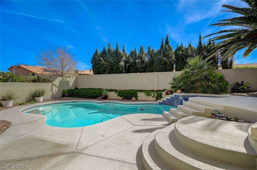 2731 Legend Hollow Court