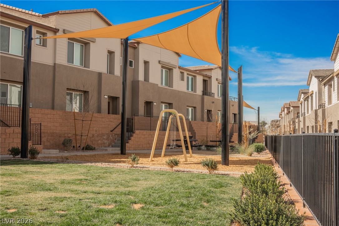 1048 Gabriela Ridge Lane