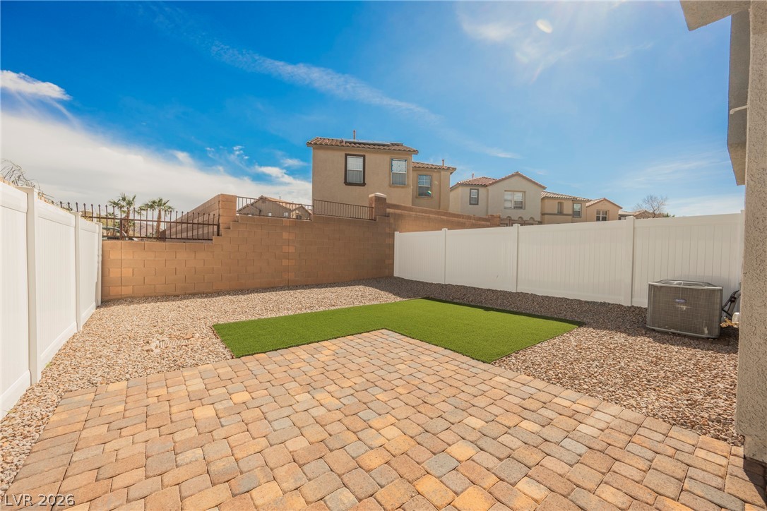 1048 Gabriela Ridge Lane