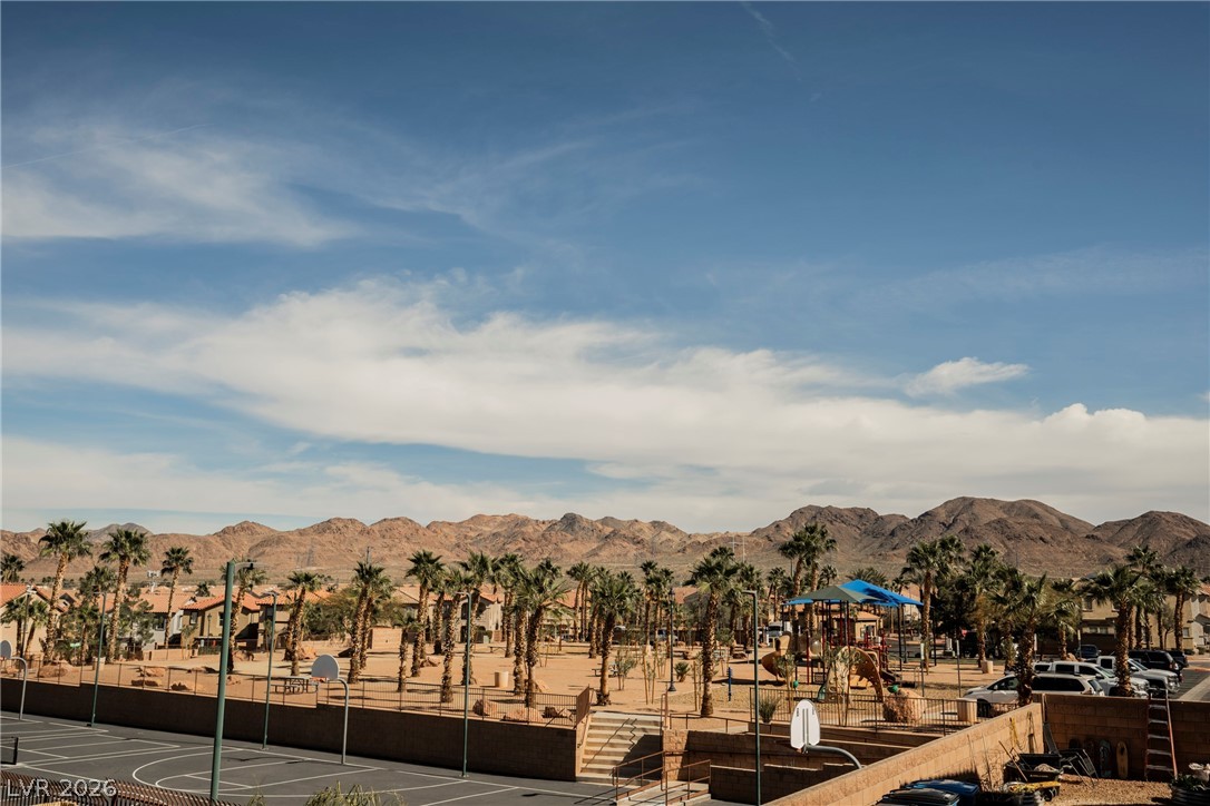 1048 Gabriela Ridge Lane