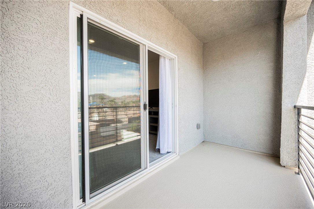 1048 Gabriela Ridge Lane