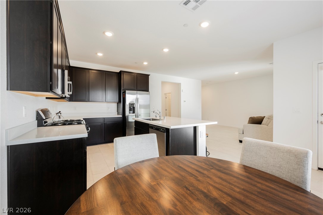 1048 Gabriela Ridge Lane