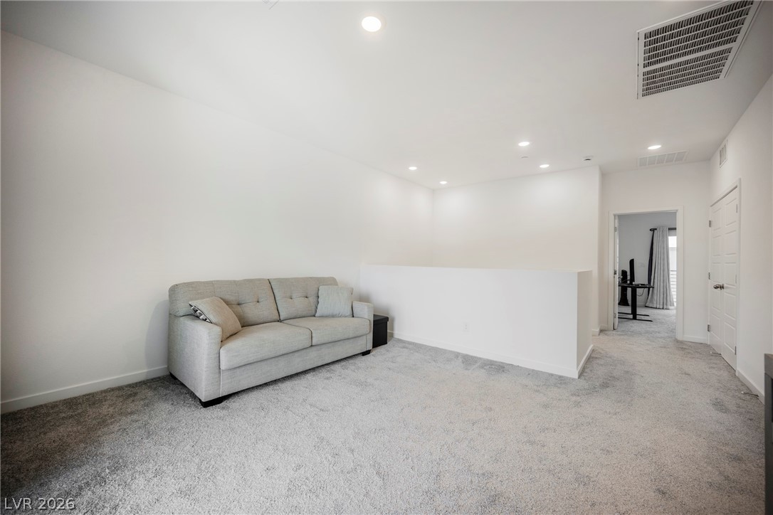 1048 Gabriela Ridge Lane