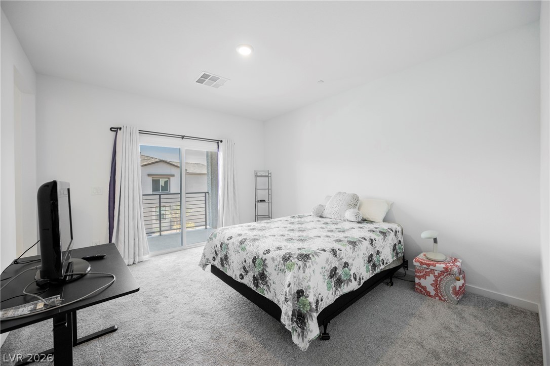 1048 Gabriela Ridge Lane