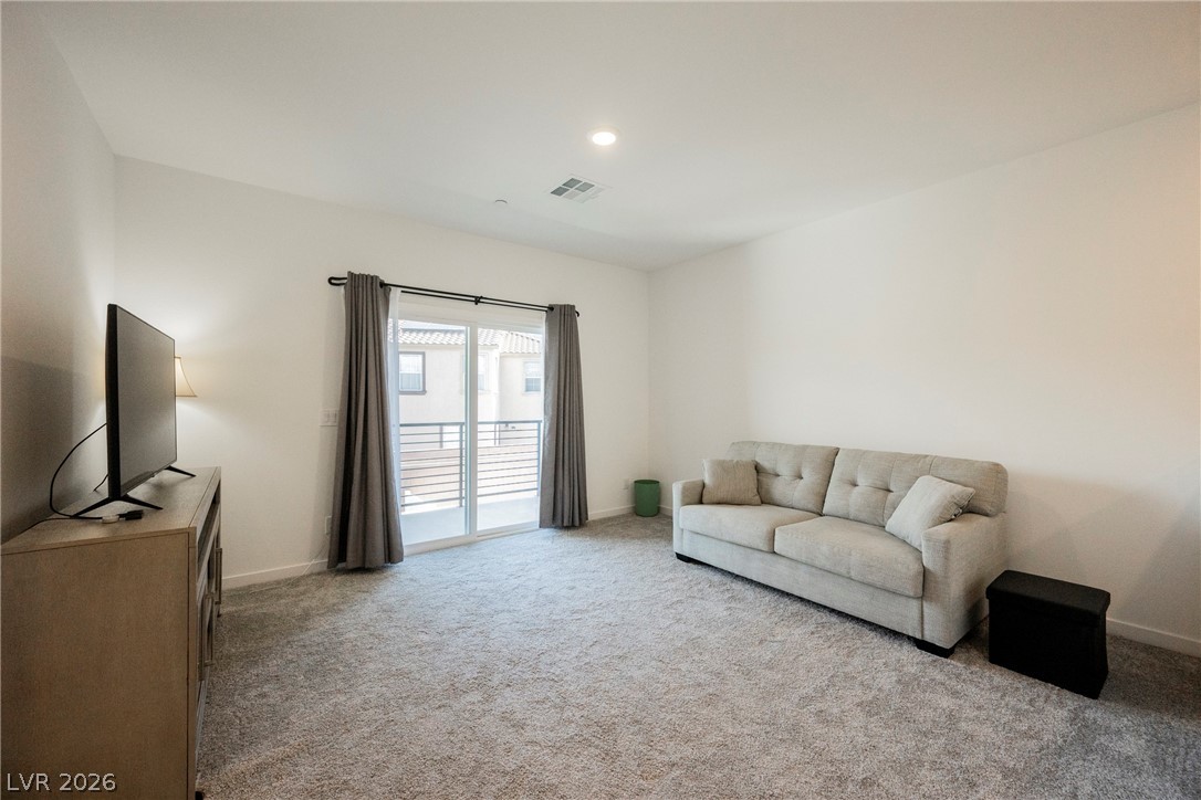 1048 Gabriela Ridge Lane