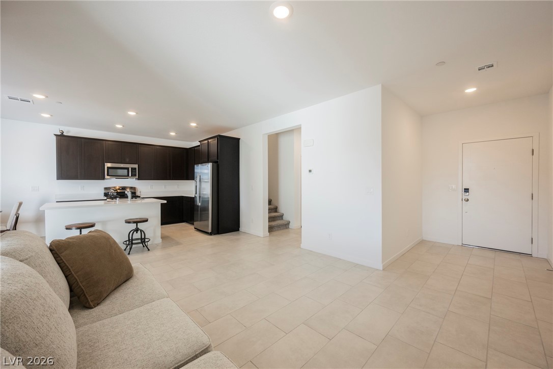 1048 Gabriela Ridge Lane