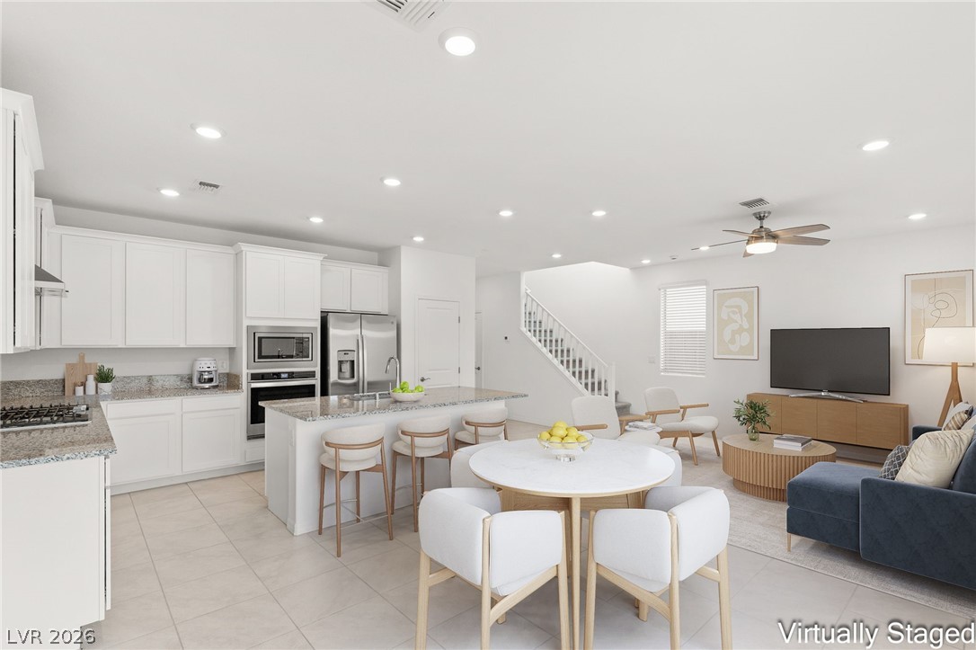 7973 Adelaide Hills Street